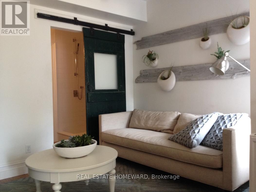 1st Floor - 36 Caroline Avenue, Toronto, Ontario  M4M 2X7 - Photo 2 - E12921976