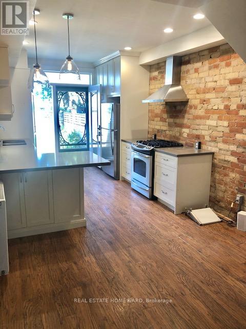 1st Floor - 36 Caroline Avenue, Toronto, Ontario  M4M 2X7 - Photo 3 - E12921976