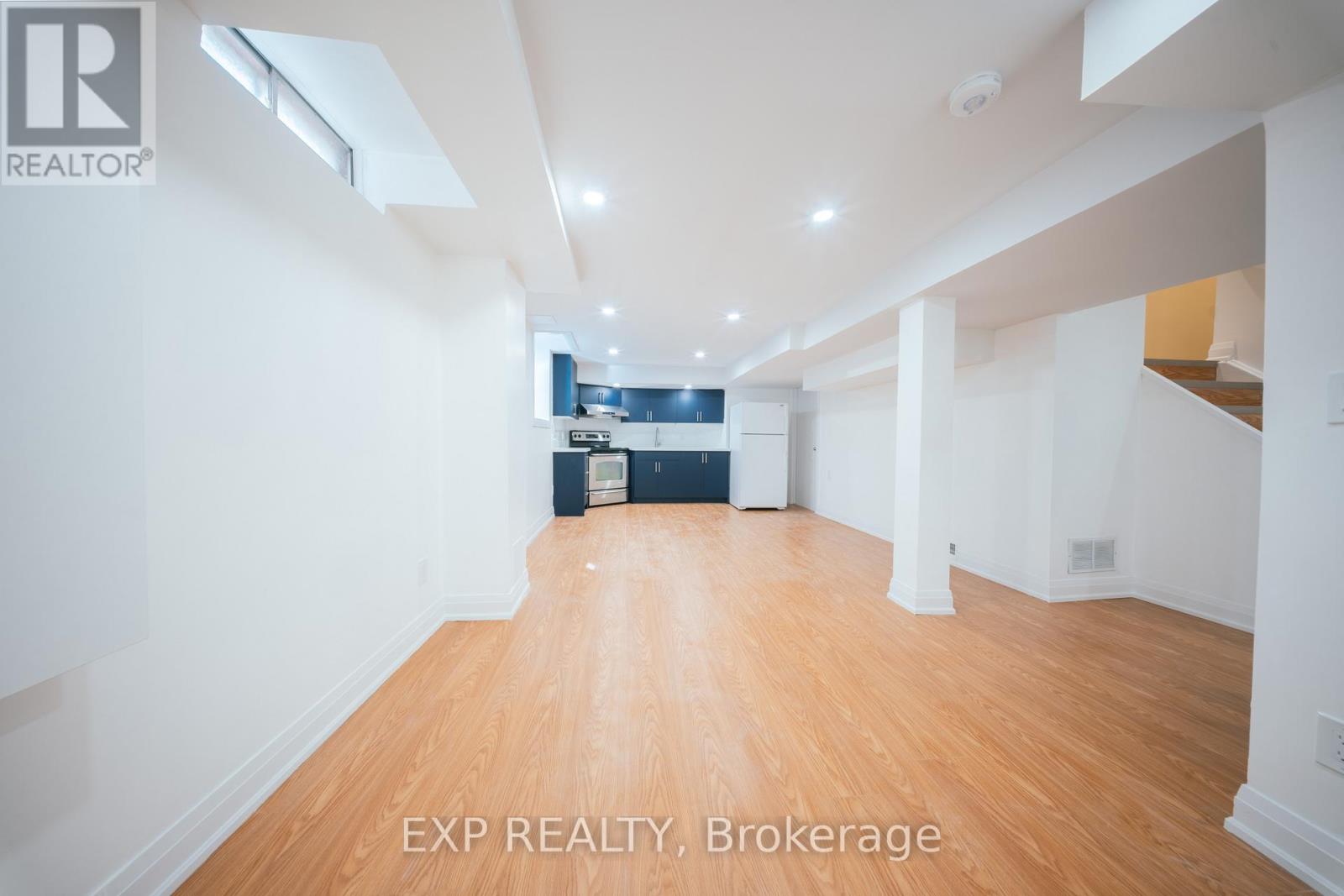 Bsmt - 45 Hemingford Place, Whitby, Ontario  L1R 1E7 - Photo 5 - E12921984