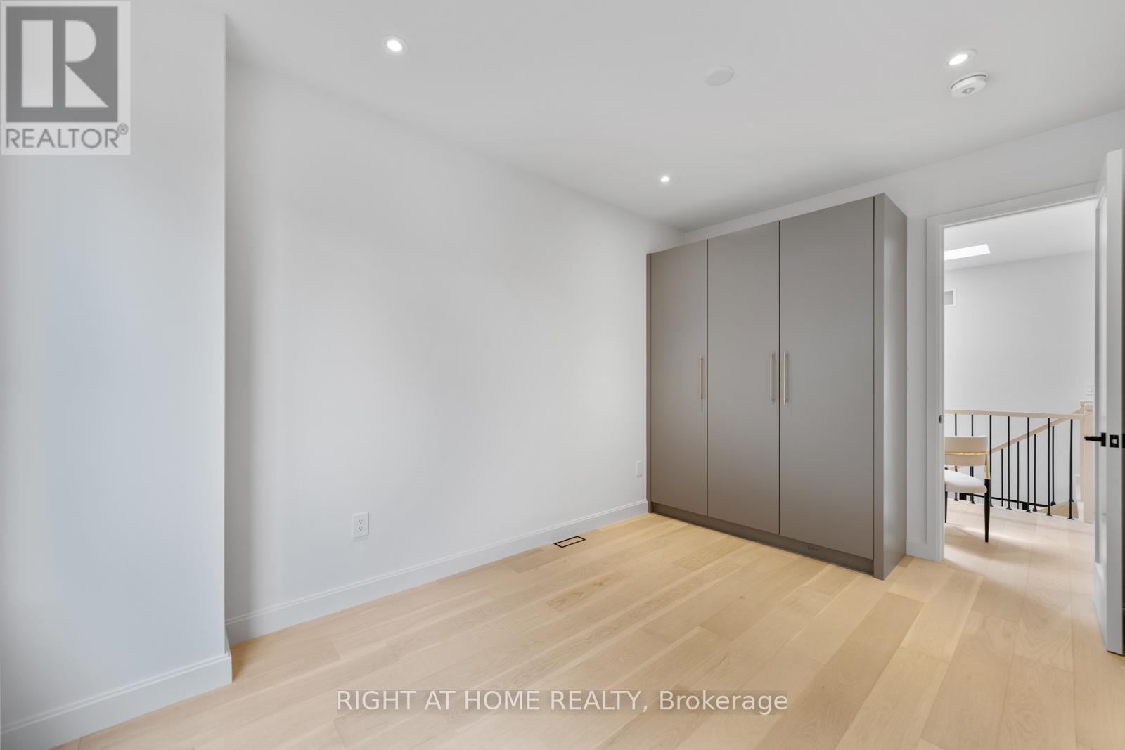 85 Holborne Avenue, Toronto, Ontario  M4C 2R3 - Photo 24 - E12922000