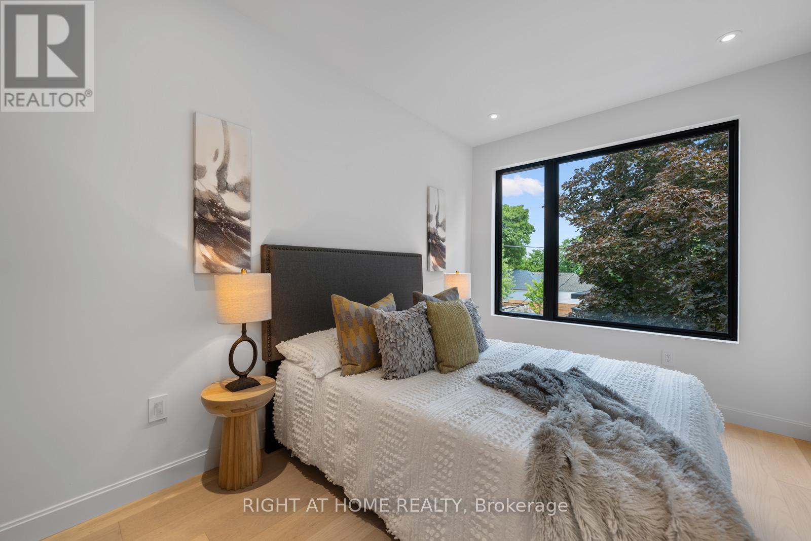 85 Holborne Avenue, Toronto, Ontario  M4C 2R3 - Photo 25 - E12922000