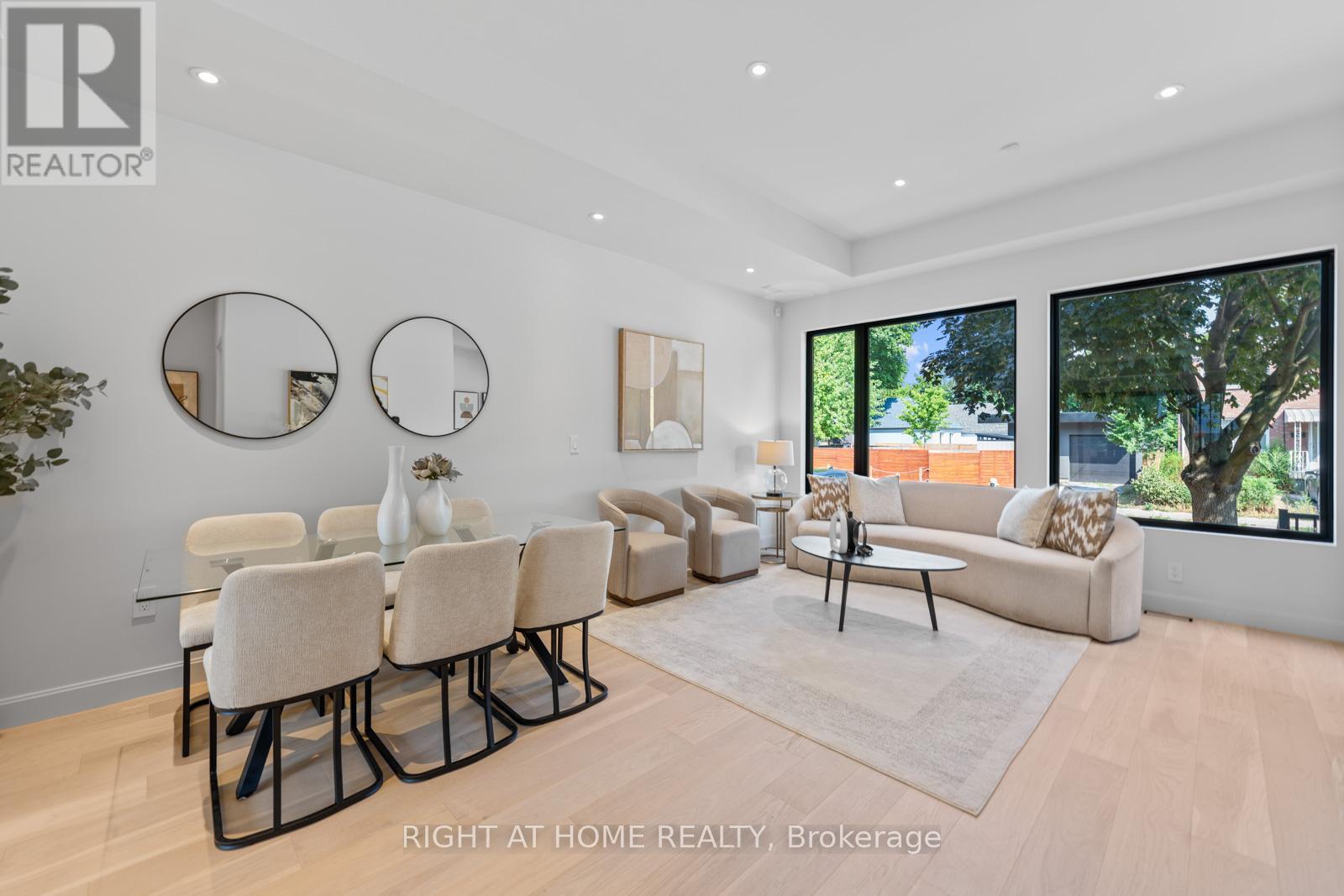 85 Holborne Avenue, Toronto, Ontario  M4C 2R3 - Photo 7 - E12922000