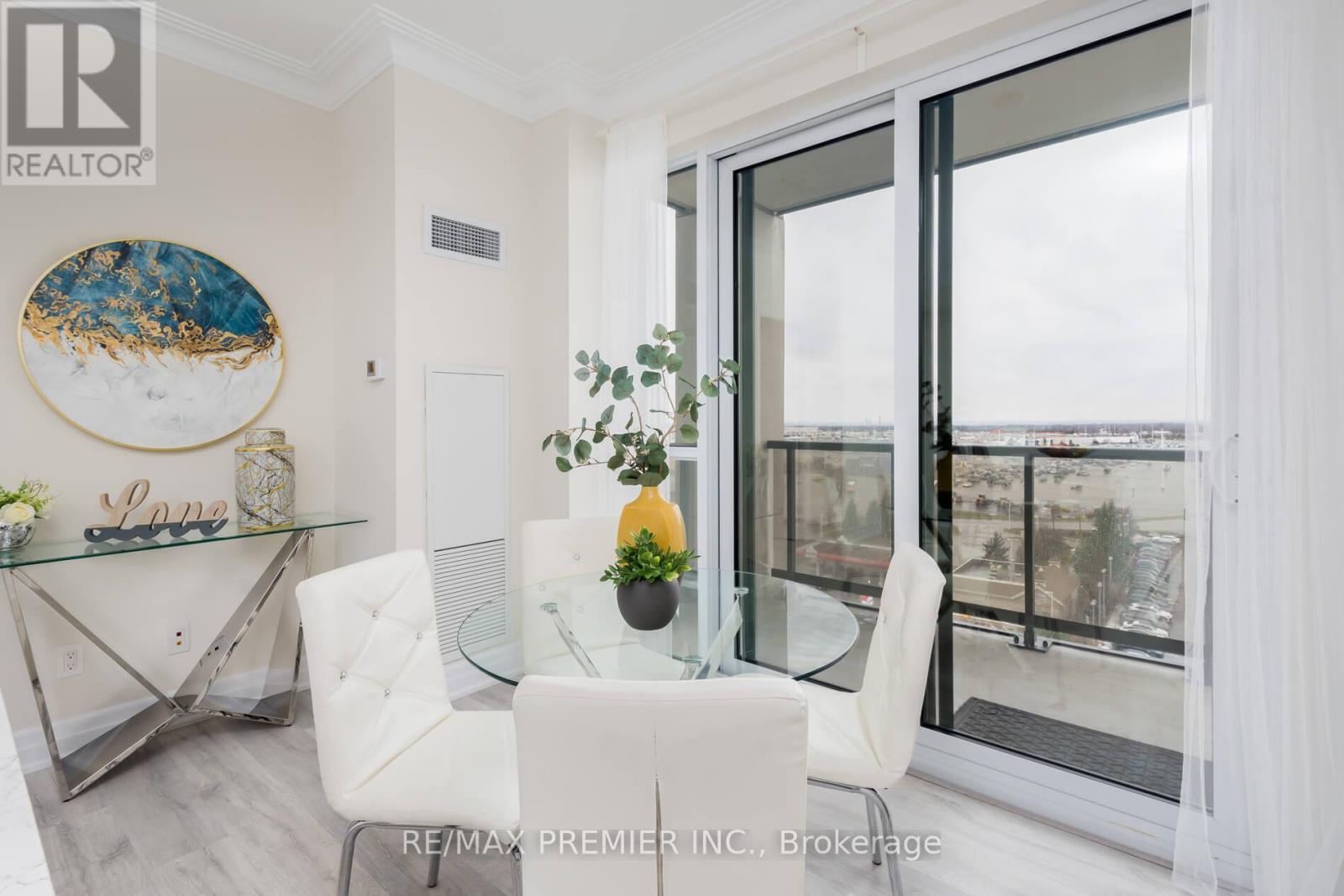 909 - 9085 Jane Street, Vaughan, Ontario  L4K 0L8 - Photo 15 - N12921960