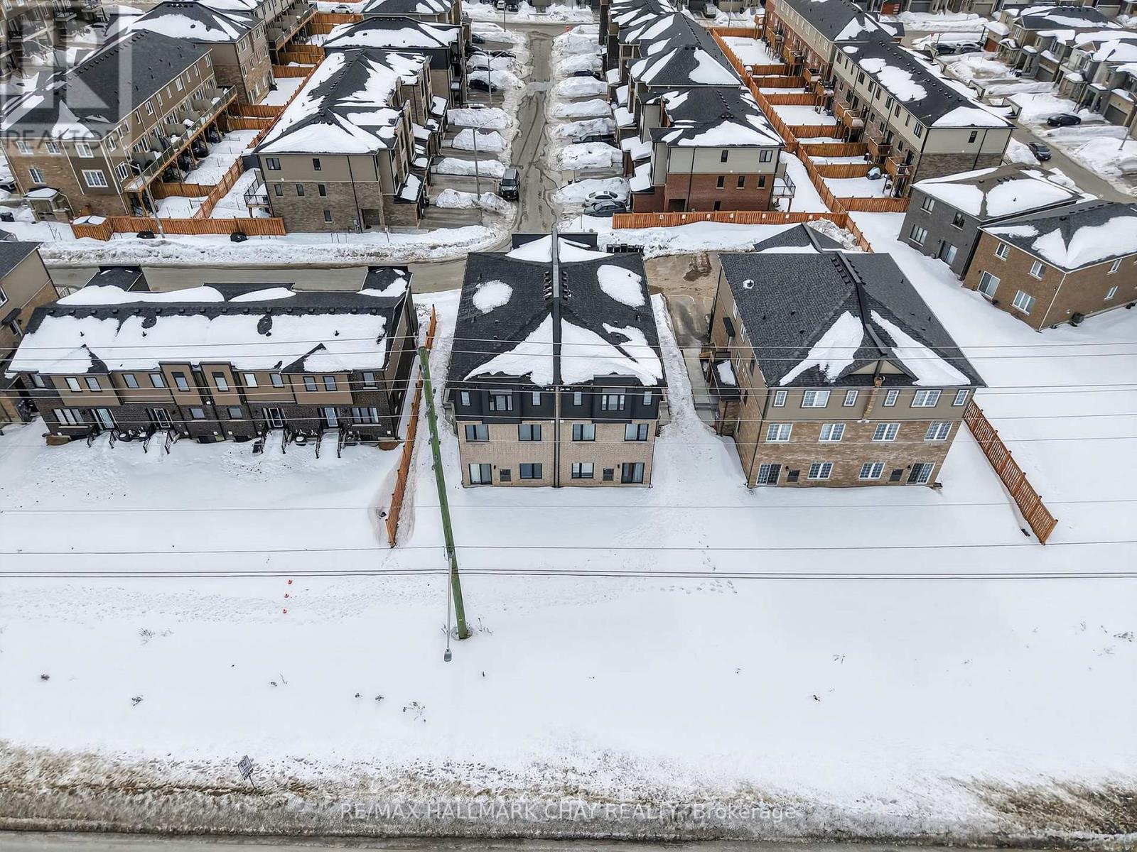 9 - 31 Pumpkin Corner Crescent, Barrie, Ontario  L9J 0C2 - Photo 18 - S12921100