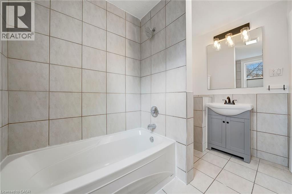 73 Peter Street, Hamilton, Ontario  L8R 1T4 - Photo 20 - 40815058