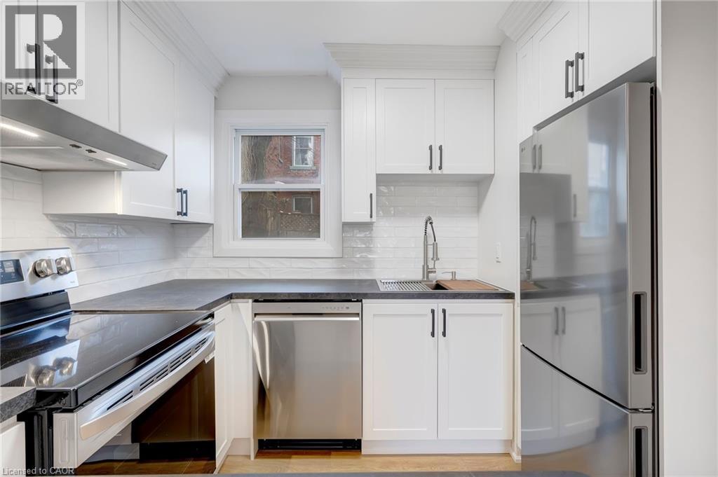 73 Peter Street, Hamilton, Ontario  L8R 1T4 - Photo 9 - 40815058