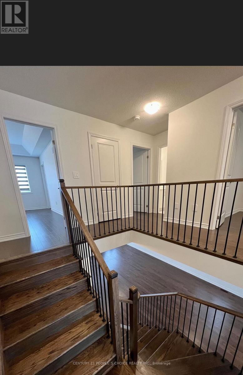 1491 Kitchen Court, Milton, Ontario  L9E 1Y8 - Photo 10 - W12921980