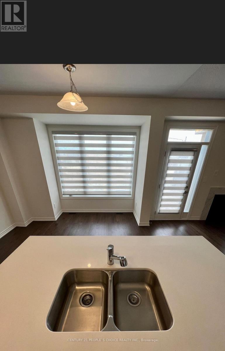 1491 Kitchen Court, Milton, Ontario  L9E 1Y8 - Photo 8 - W12921980