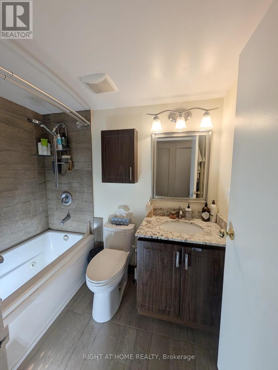 607 - 80 Quebec Avenue, Toronto, Ontario M6P 4B7 - Photo 9 - W12921992