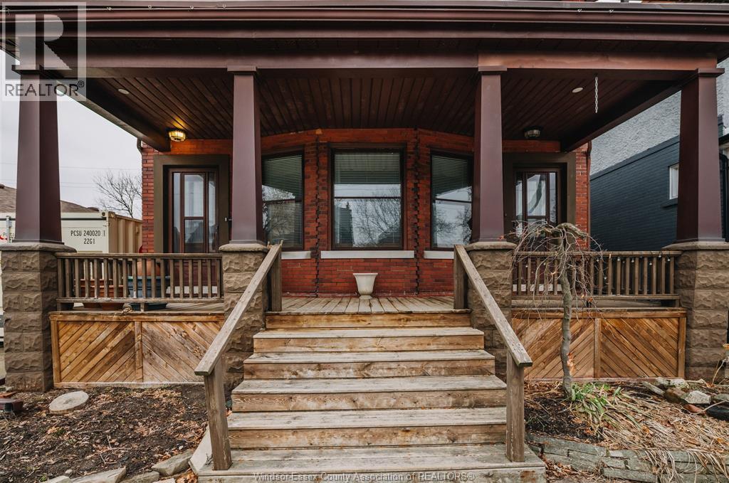 232-234 Oak Avenue, Windsor, Ontario  N9A 5E3 - Photo 2 - 26006038