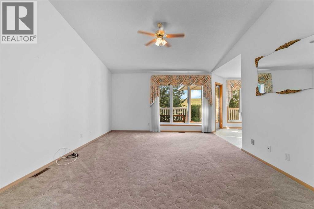 5406 62 Street, Camrose, Alberta T4V 4H3 - Photo 6 - A2251836