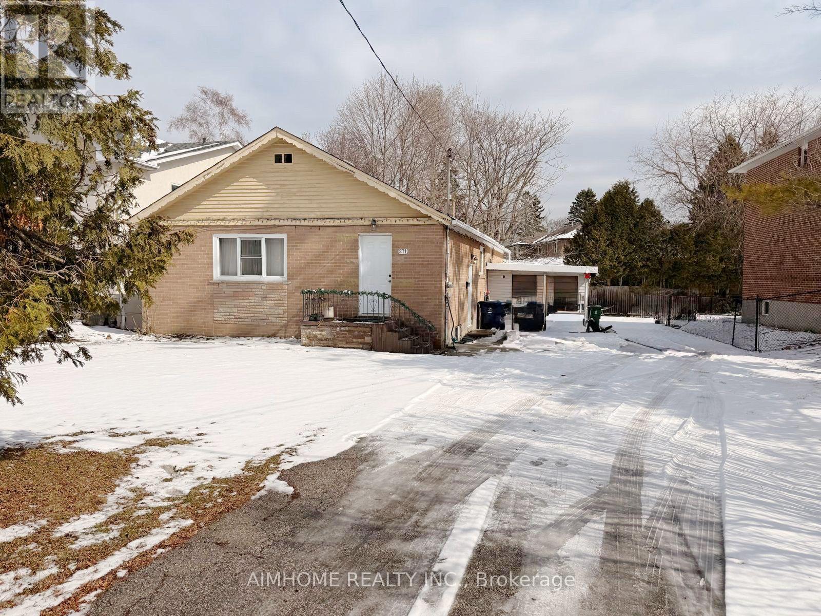 271 Rouge Hills Drive, Toronto, Ontario  M1C 2Z2 - Photo 2 - E12915578