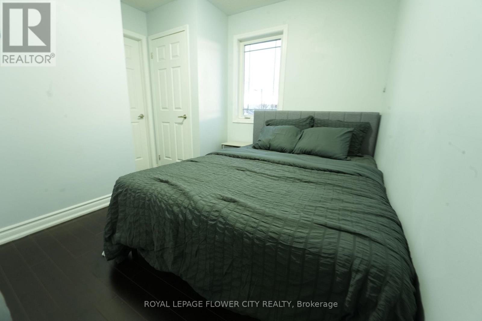 8 - 50 Hillcrest Avenue, Brampton, Ontario  L6W 0B1 - Photo 12 - W12821028