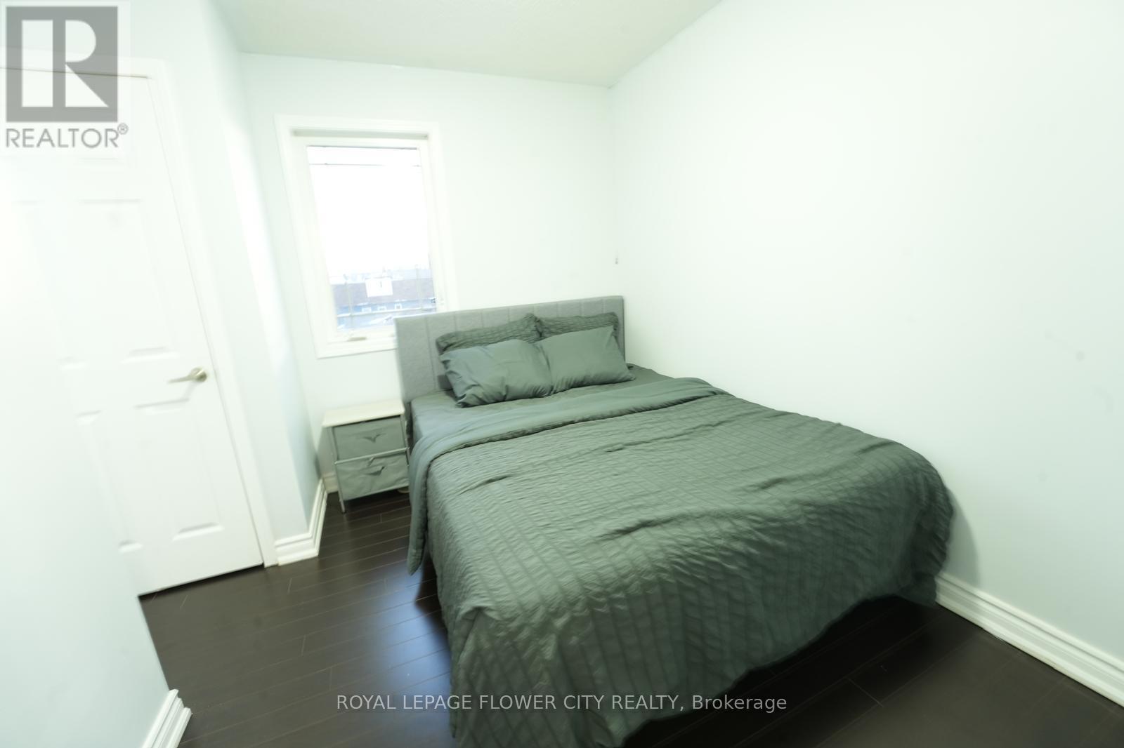 8 - 50 Hillcrest Avenue, Brampton, Ontario  L6W 0B1 - Photo 13 - W12821028