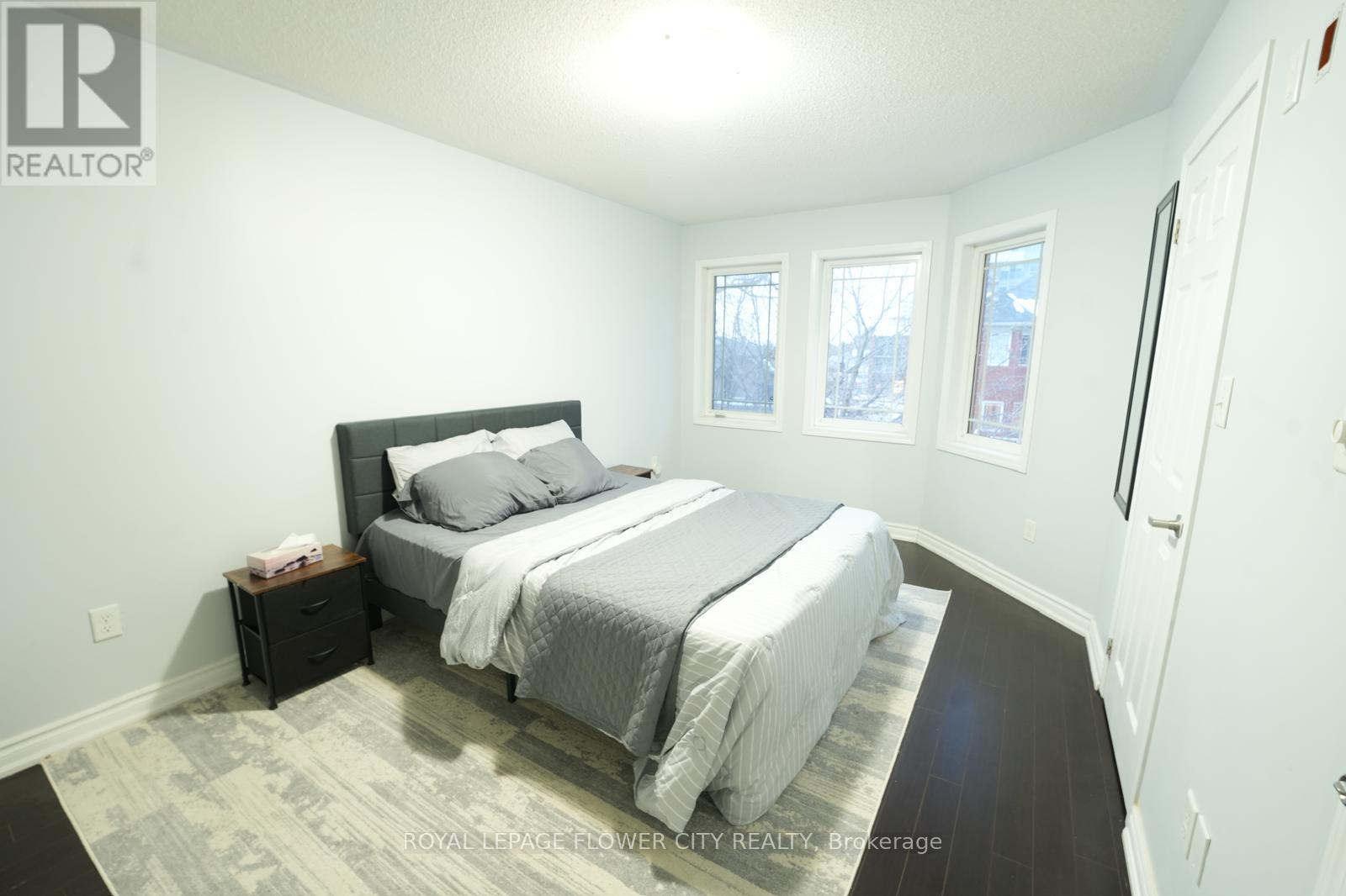 8 - 50 Hillcrest Avenue, Brampton, Ontario  L6W 0B1 - Photo 9 - W12821028