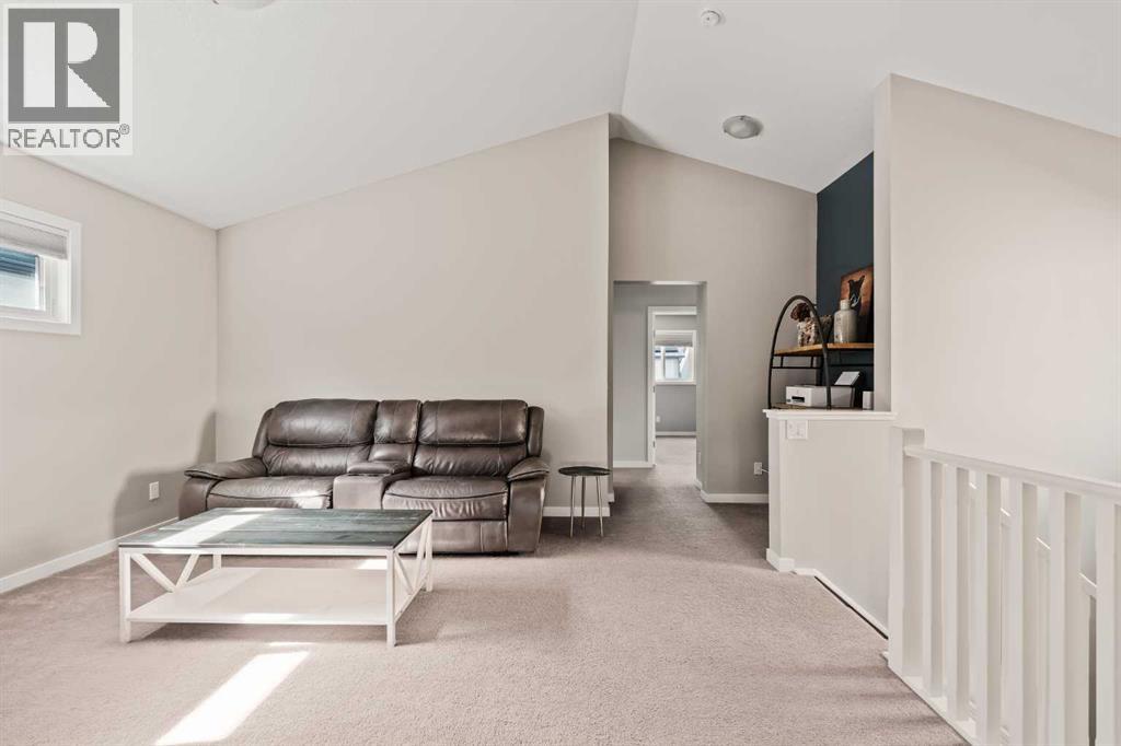 65 Sunrise Crescent, Cochrane, Alberta  T4C 0Z6 - Photo 33 - A2296066