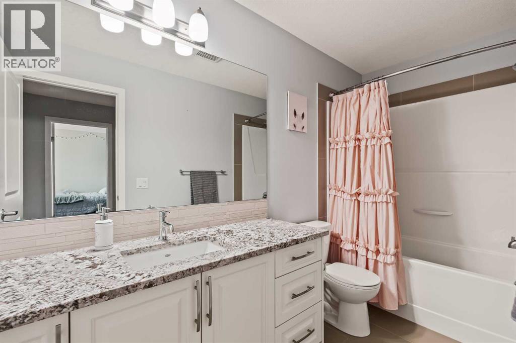 65 Sunrise Crescent, Cochrane, Alberta  T4C 0Z6 - Photo 35 - A2296066