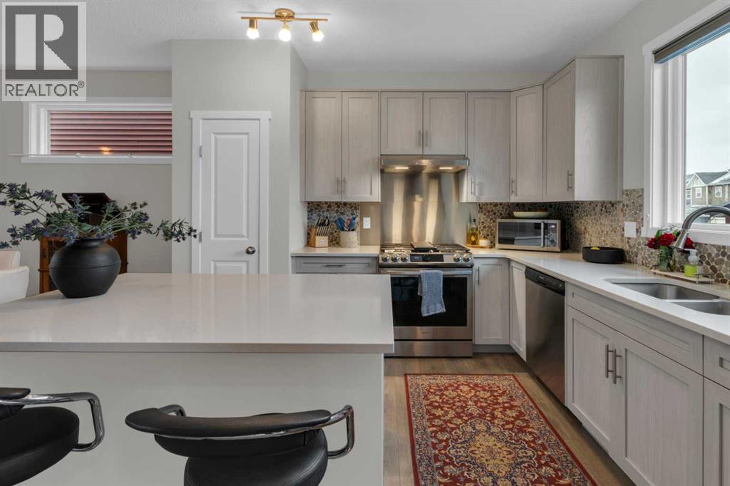 43 Sunrise Way, Cochrane, Alberta  T4C 2S3 - Photo 14 - A2287560