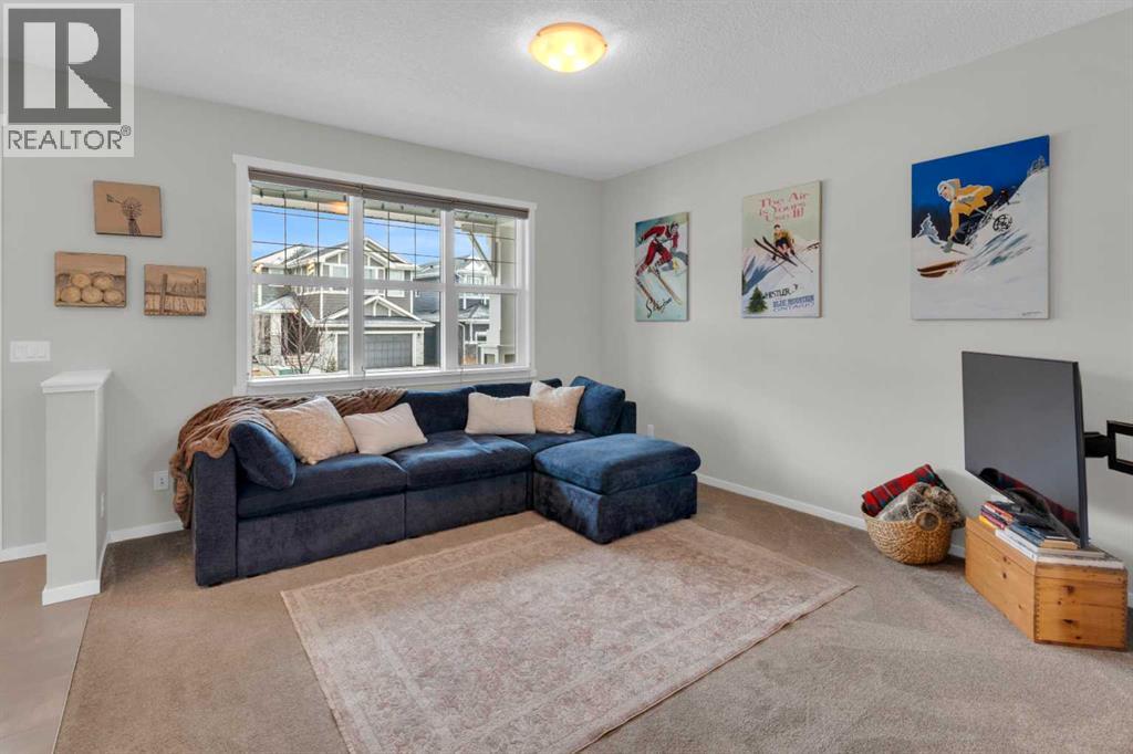 43 Sunrise Way, Cochrane, Alberta  T4C 2S3 - Photo 7 - A2287560