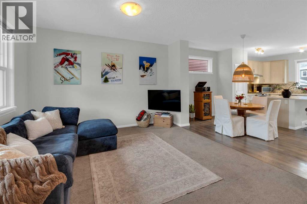 43 Sunrise Way, Cochrane, Alberta  T4C 2S3 - Photo 8 - A2287560