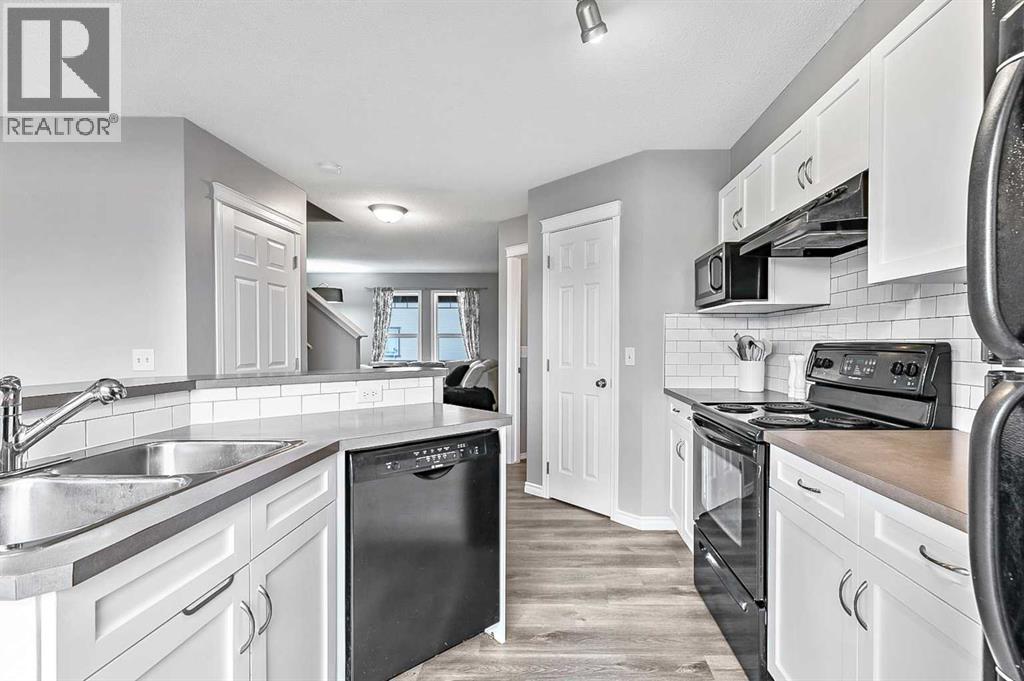 106 Panatella Park Nw, Calgary, Alberta  T3K 6K4 - Photo 11 - A2296393