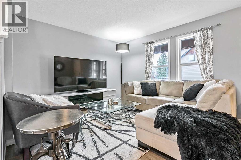 106 Panatella Park Nw, Calgary, Alberta  T3K 6K4 - Photo 3 - A2296393