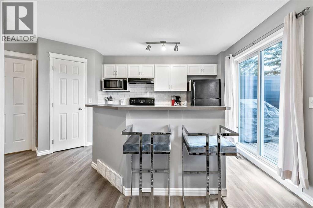 106 Panatella Park Nw, Calgary, Alberta  T3K 6K4 - Photo 8 - A2296393