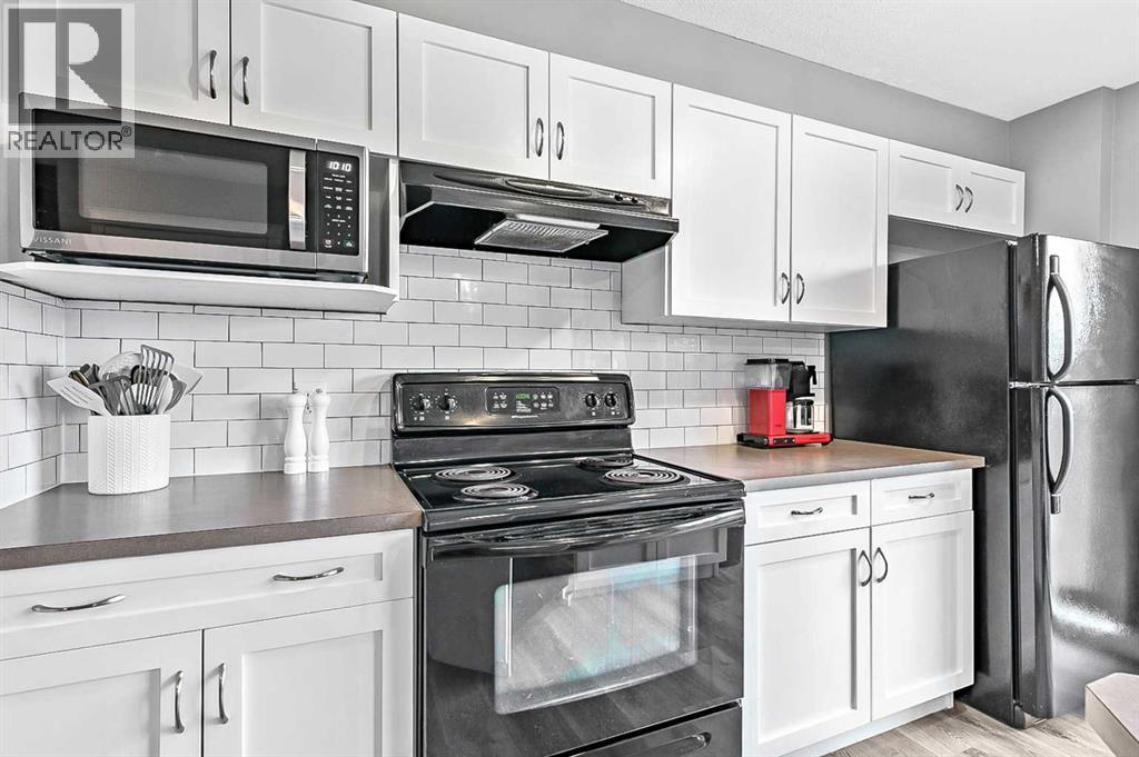 106 Panatella Park Nw, Calgary, Alberta  T3K 6K4 - Photo 9 - A2296393