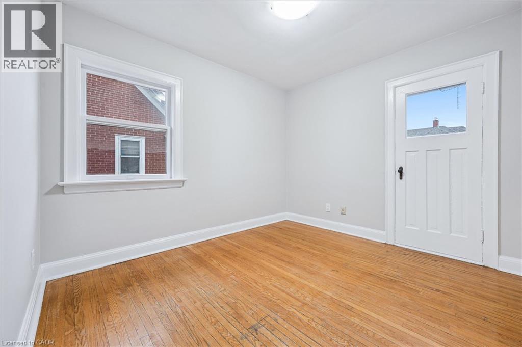 317 Frederick Street, Kitchener, Ontario  N2H 2N8 - Photo 15 - 40814684