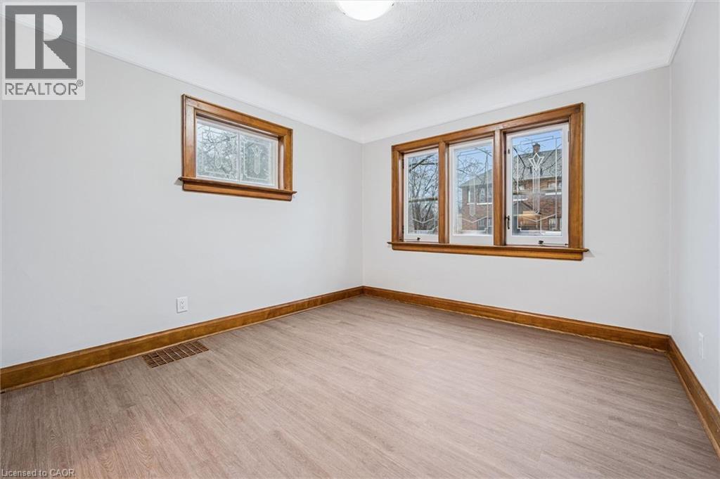 317 Frederick Street, Kitchener, Ontario  N2H 2N8 - Photo 7 - 40814684