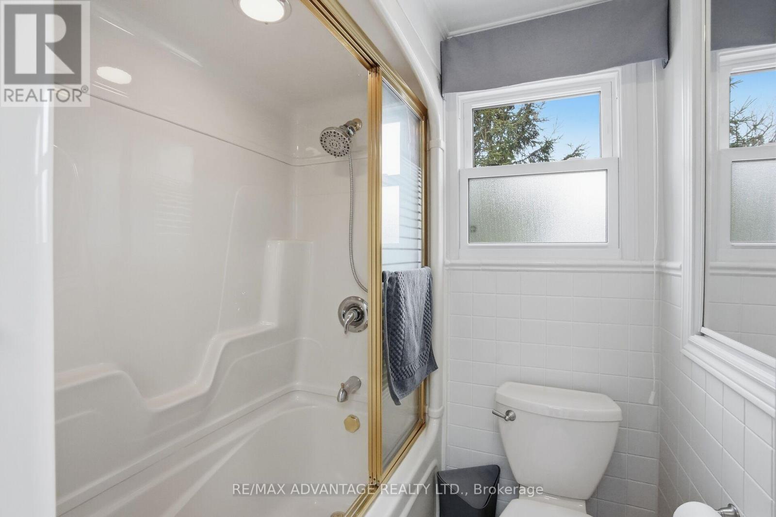 96 Rollscourt Place, London North, Ontario  N6G 1M2 - Photo 25 - X12922020