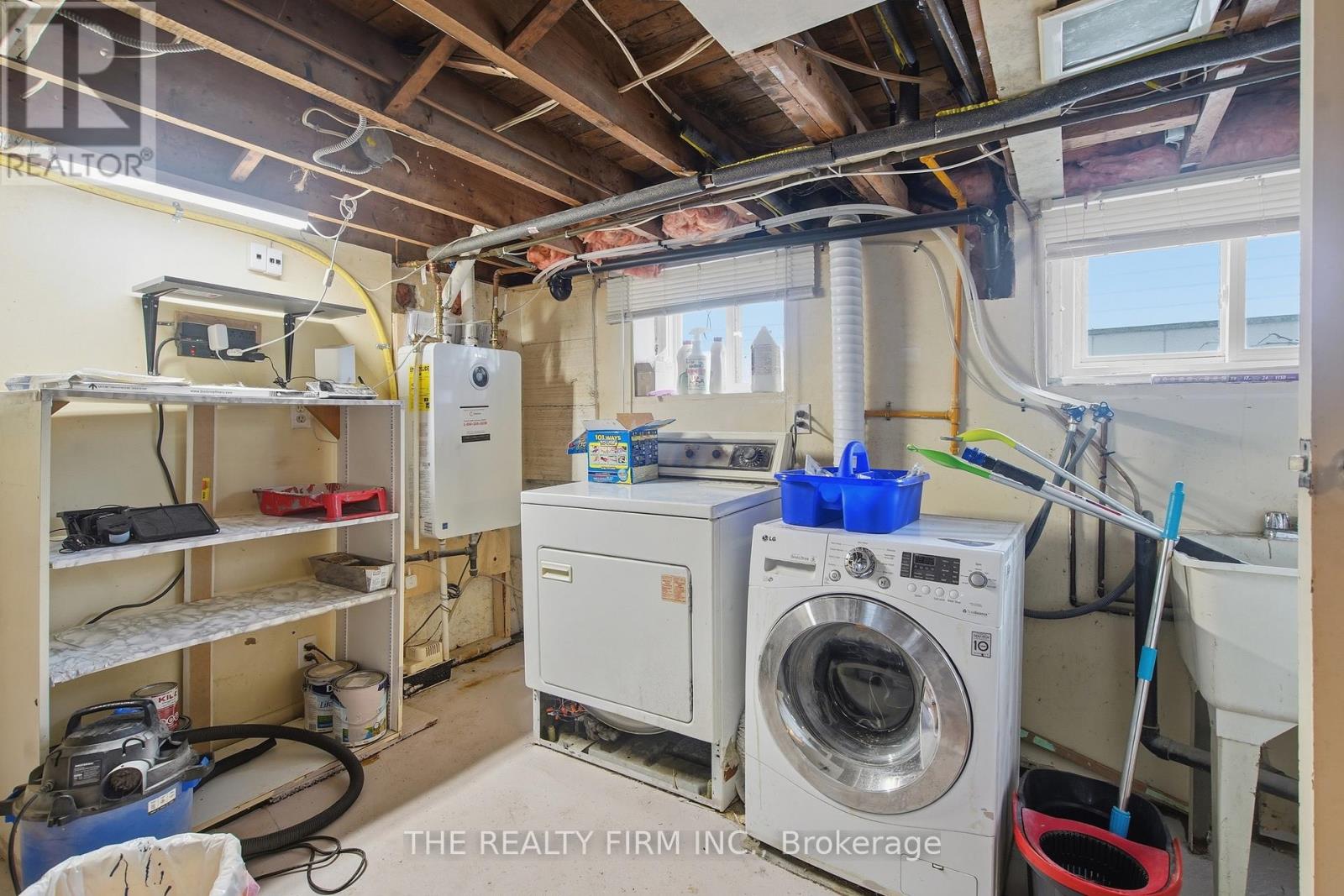 Photo 23 of 34 for 119 Connaught Avenue