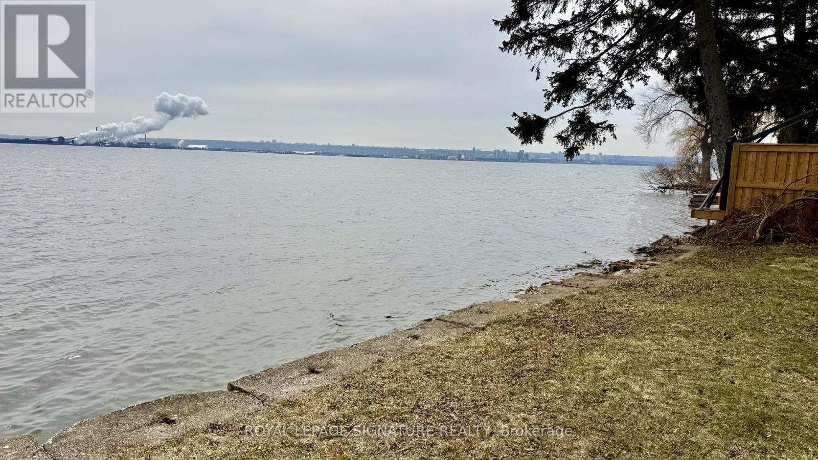 290 North Shore Boulevard E, Burlington, Ontario  L7T 1W9 - Photo 50 - W12776018