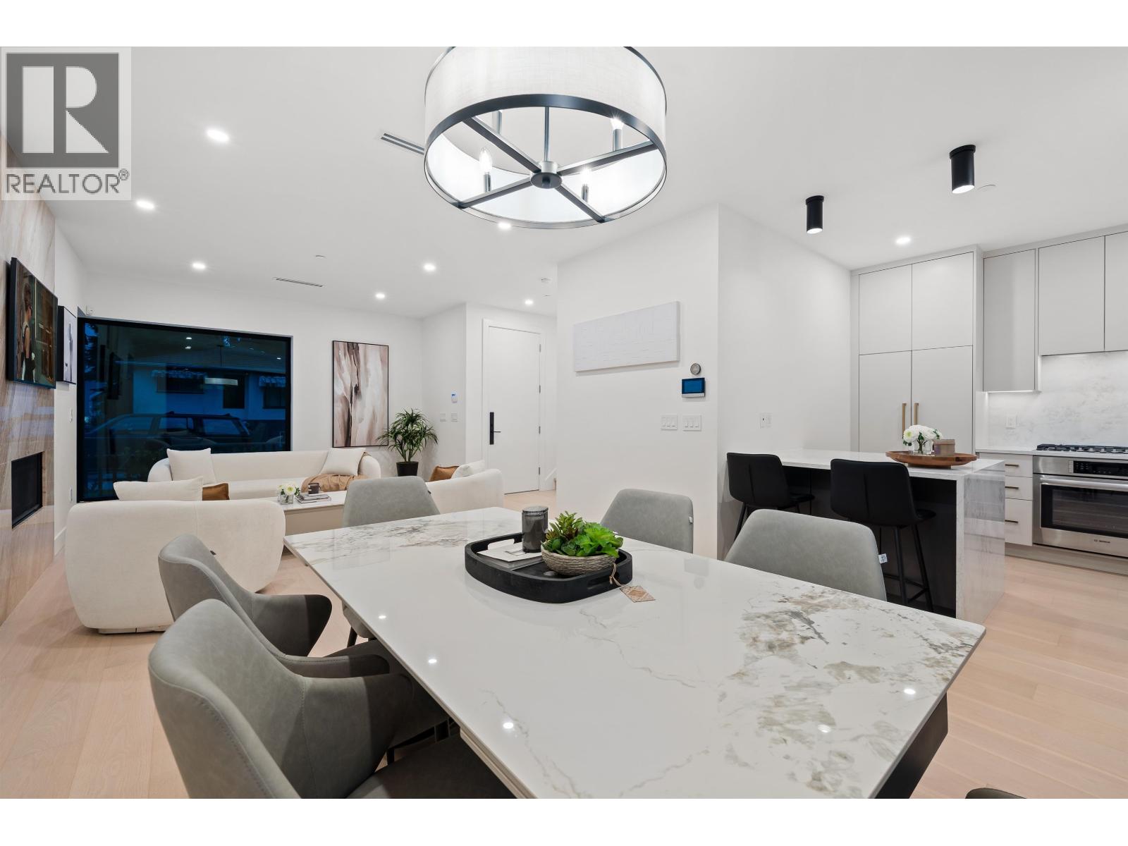 3670 Fleming Street, Vancouver, British Columbia  V5N 3V8 - Photo 11 - R3103840