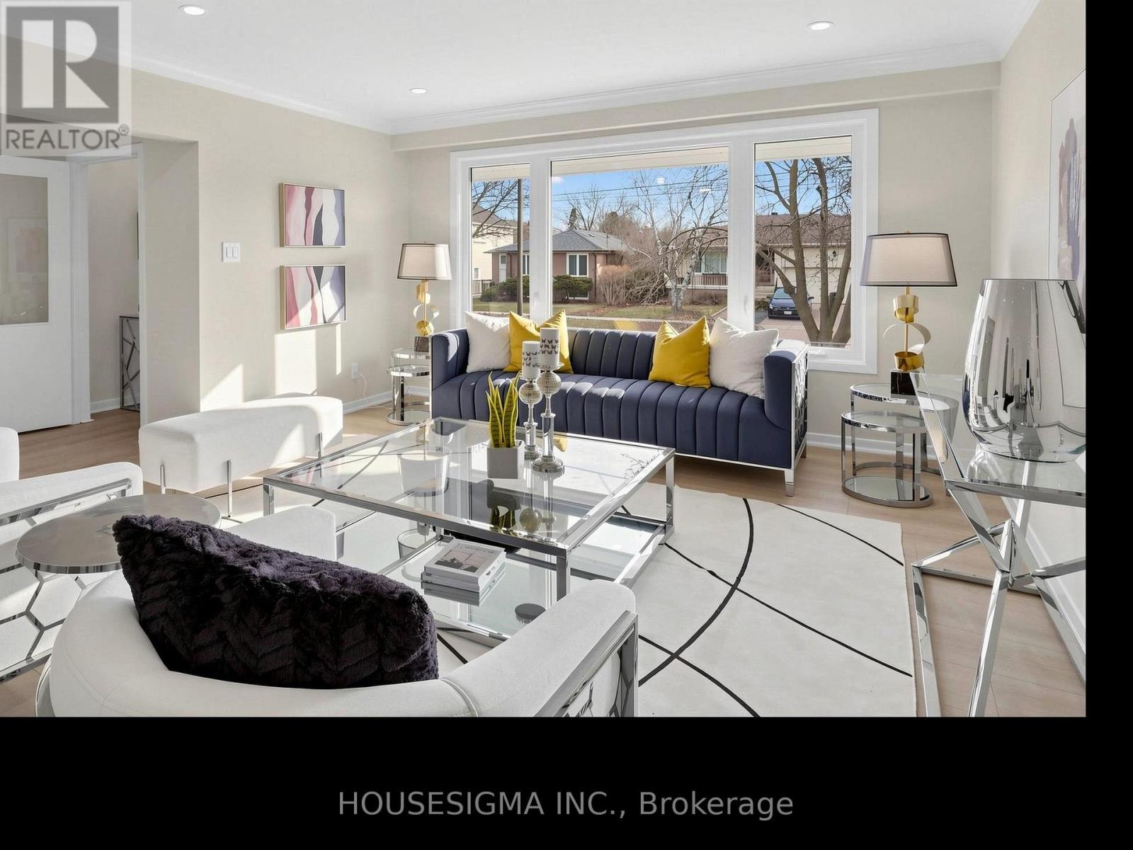 423 Connaught Avenue, Toronto, Ontario  M2R 2M4 - Photo 3 - C12922026