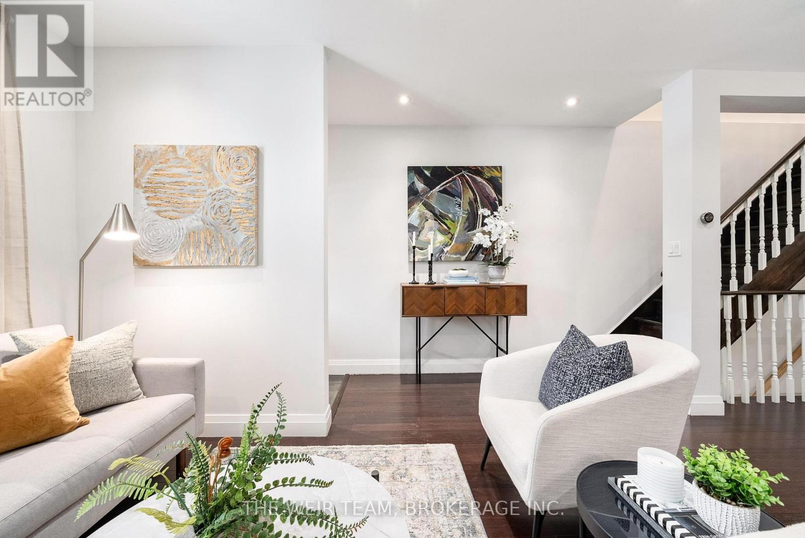 793 Woodbine Avenue, Toronto, Ontario  M4E 2J5 - Photo 12 - E12922022