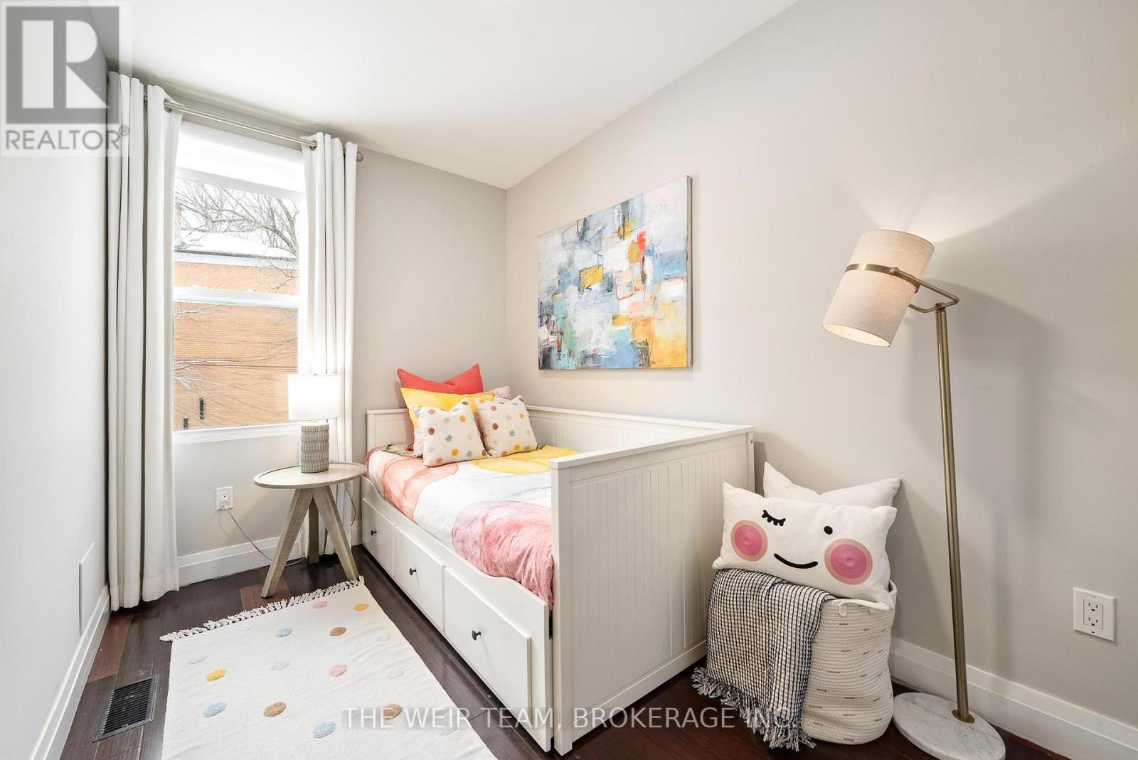 793 Woodbine Avenue, Toronto, Ontario  M4E 2J5 - Photo 16 - E12922022