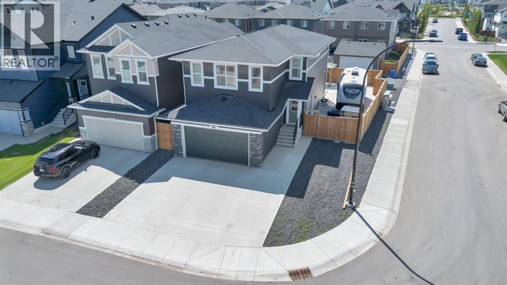 240 Creekstone Path SW, Calgary, Alberta  T2X 4X8 - Photo 3 - A2281659