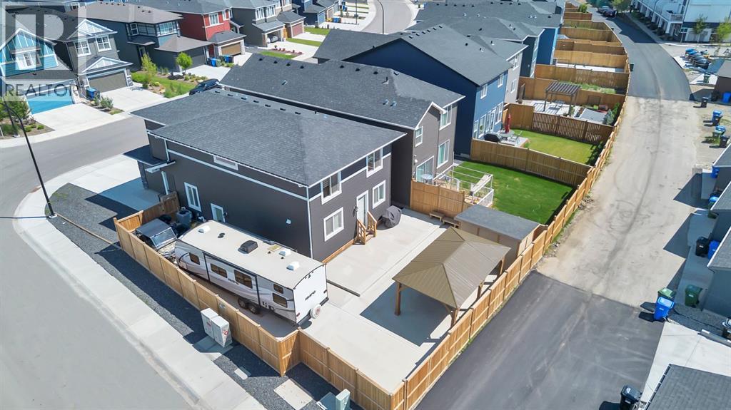 240 Creekstone Path SW, Calgary, Alberta  T2X 4X8 - Photo 4 - A2281659