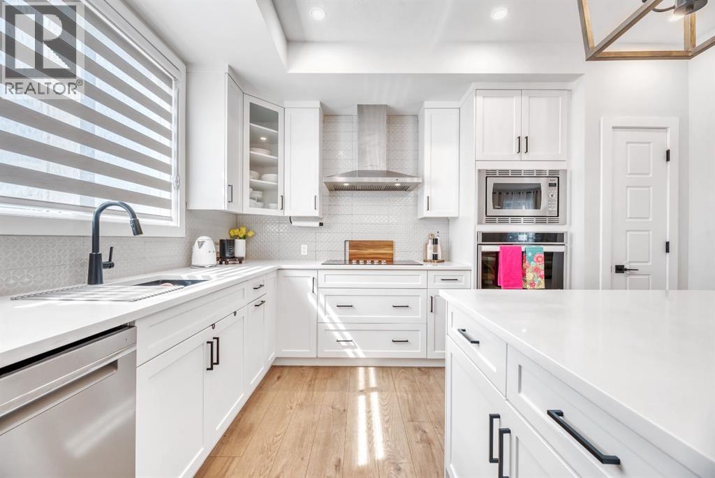 240 Creekstone Path SW, Calgary, Alberta  T2X 4X8 - Photo 16 - A2281659