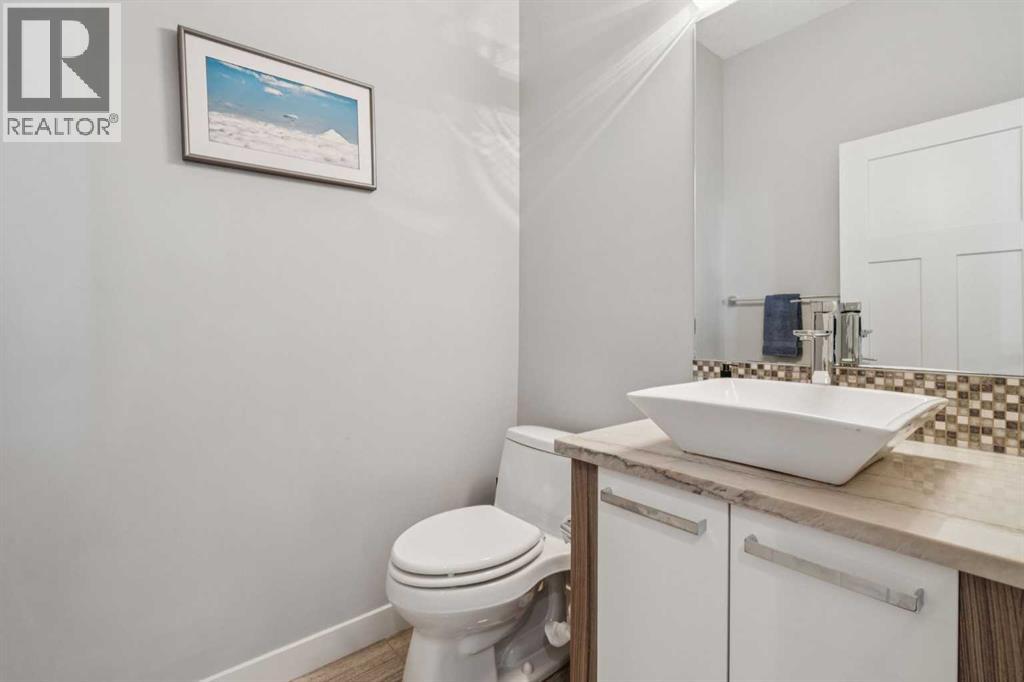 127 34 Street NW, Calgary, Alberta  T2N 2X6 - Photo 12 - A2295522