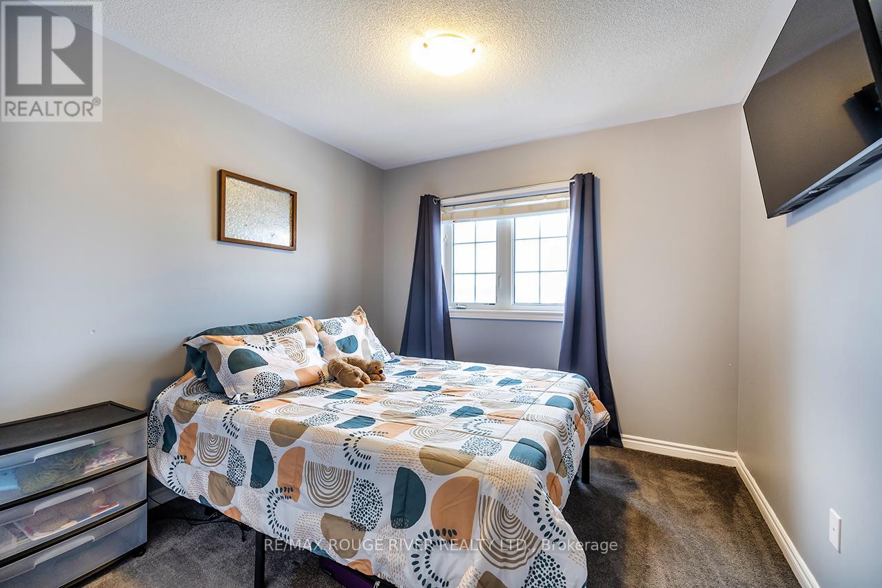 13 Highlands Boulevard, Cavan Monaghan, Ontario  L0A 1G0 - Photo 13 - X12922018