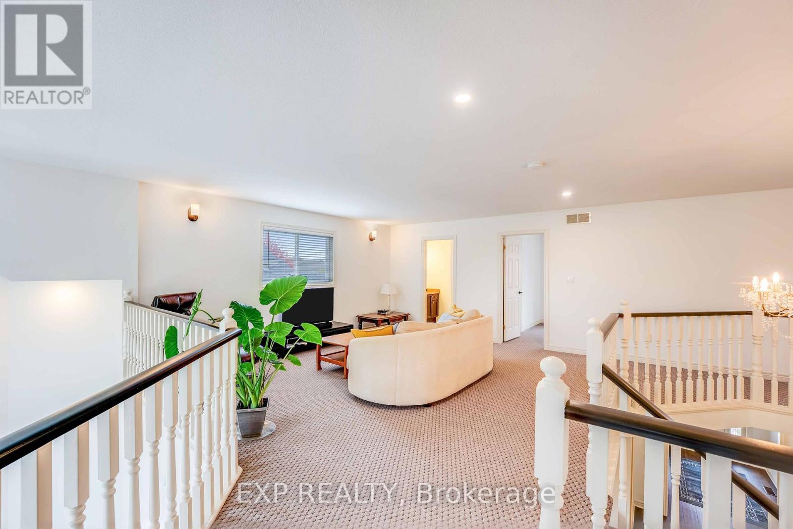 28 Loretta Drive, Niagara-On-The-Lake, Ontario  L0S 1T0 - Photo 17 - X12922034