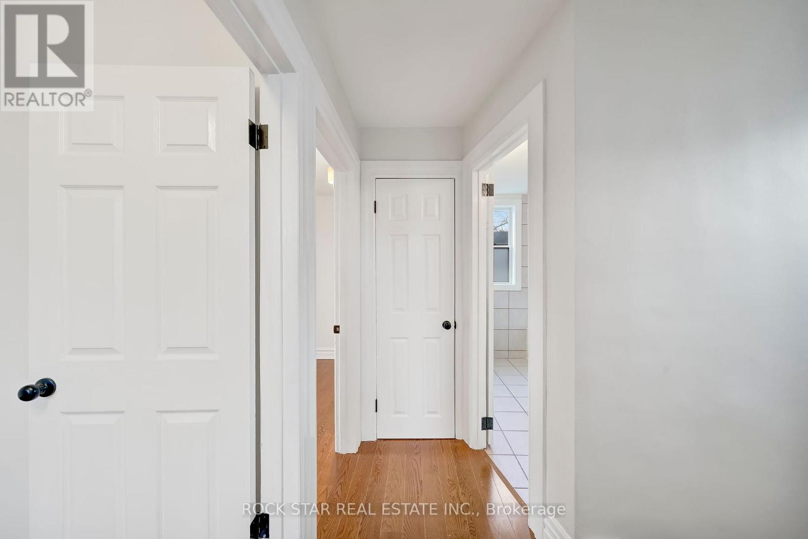 73 Peter Street, Hamilton, Ontario  L8R 1T4 - Photo 12 - X12922040