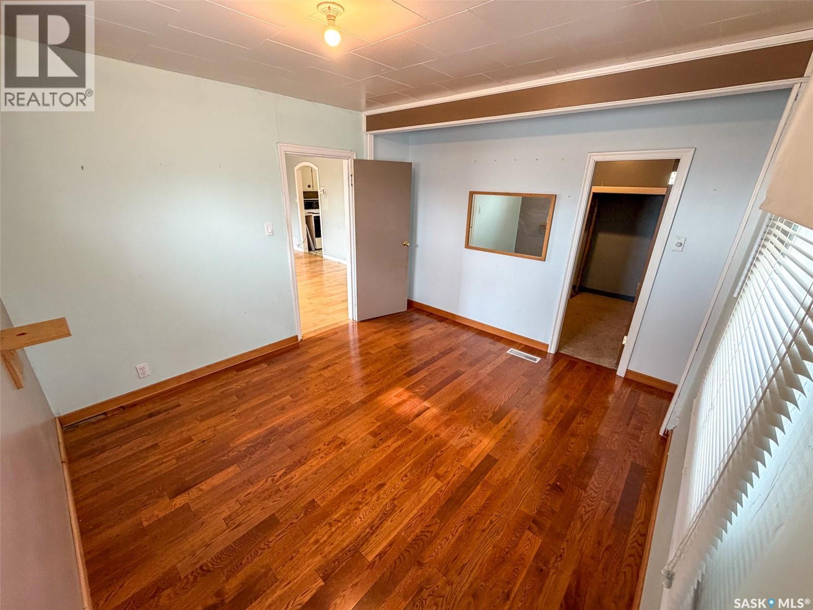 244 Maple Street, Gull Lake, Saskatchewan  S0N 1A0 - Photo 10 - SK031239