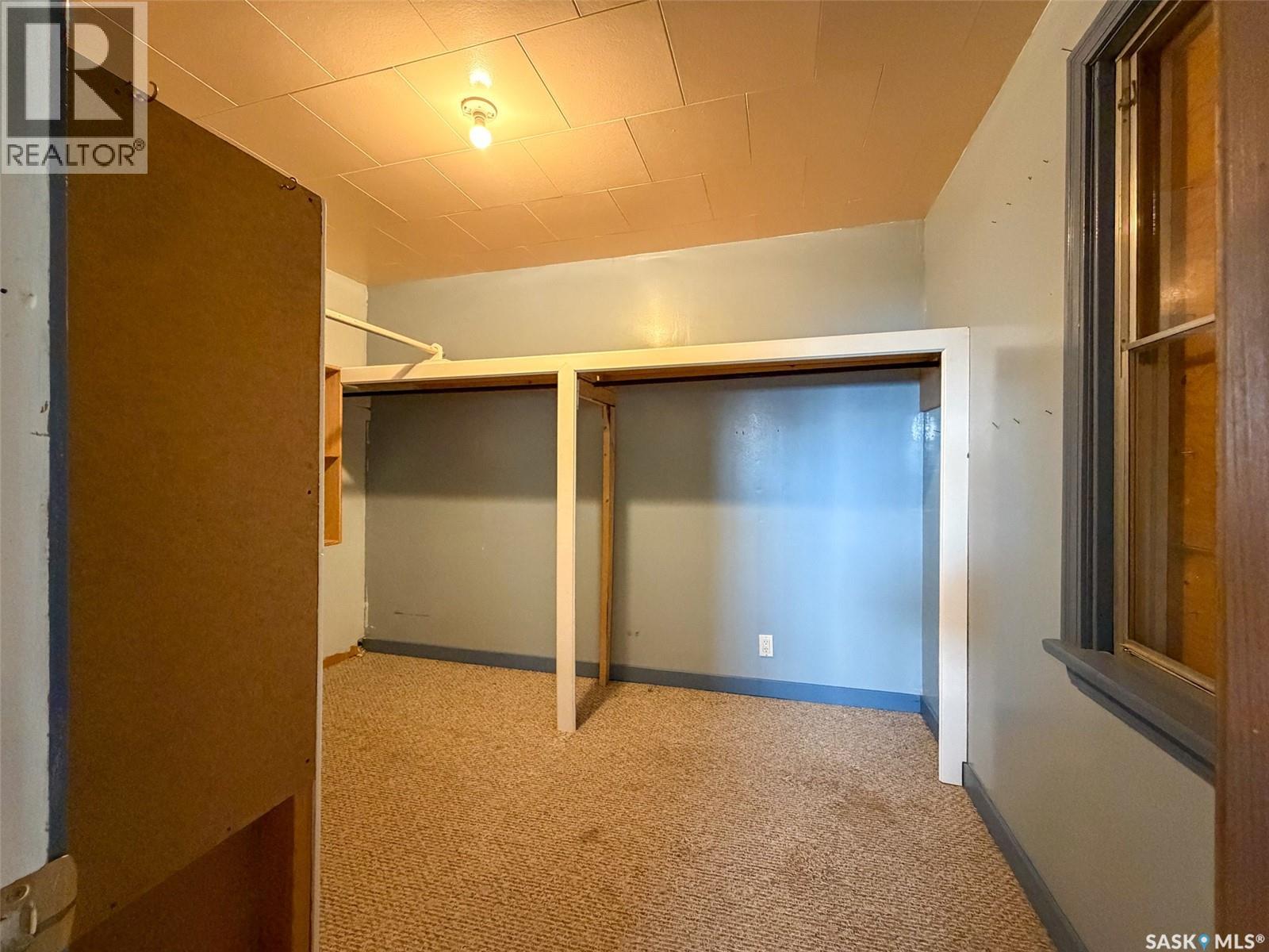 244 Maple Street, Gull Lake, Saskatchewan  S0N 1A0 - Photo 11 - SK031239