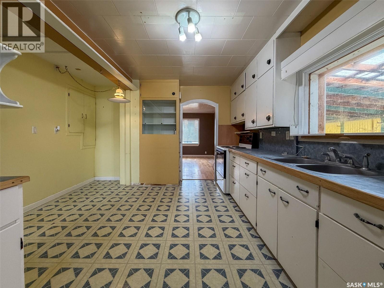 244 Maple Street, Gull Lake, Saskatchewan  S0N 1A0 - Photo 17 - SK031239