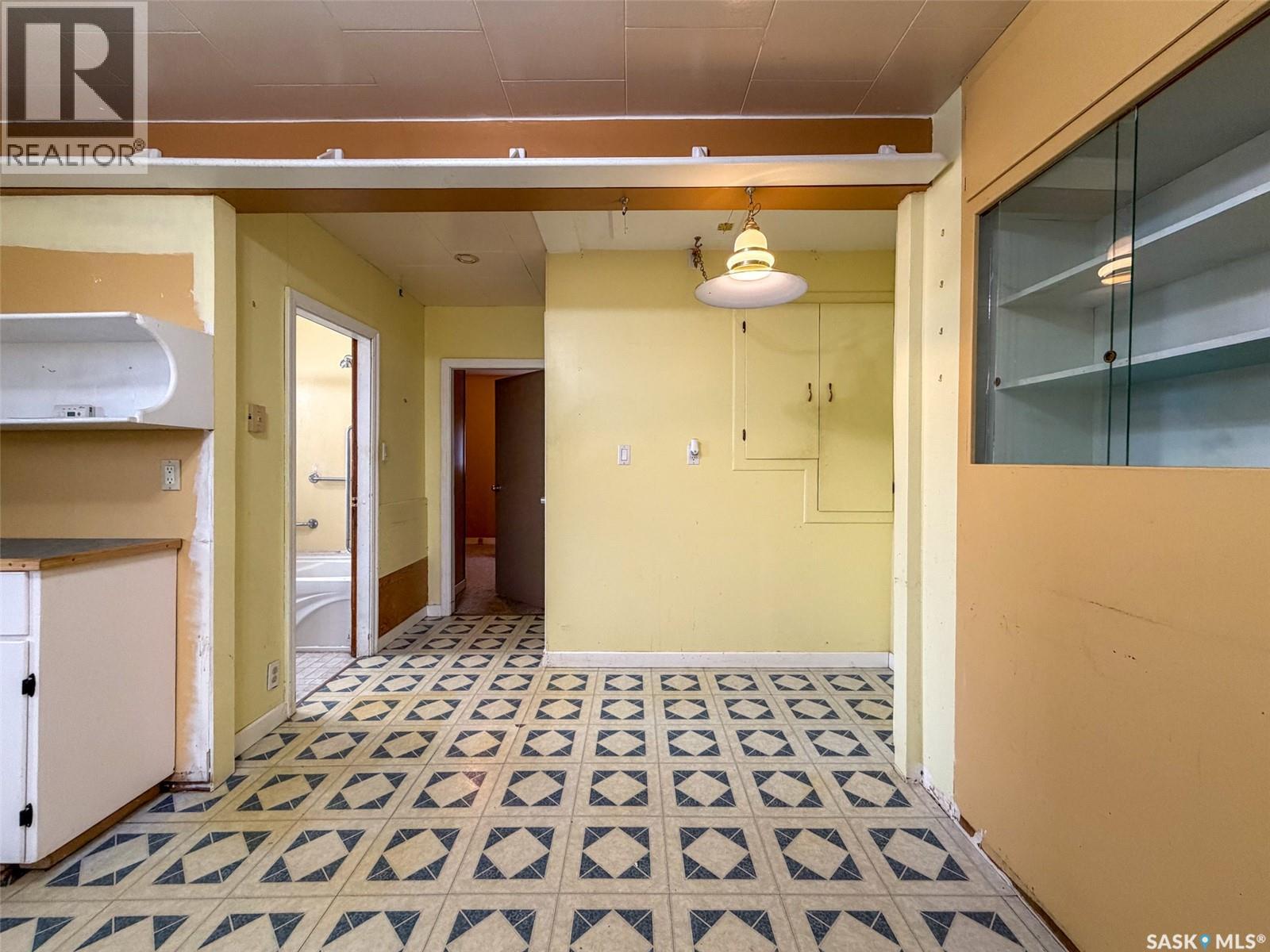 244 Maple Street, Gull Lake, Saskatchewan  S0N 1A0 - Photo 20 - SK031239