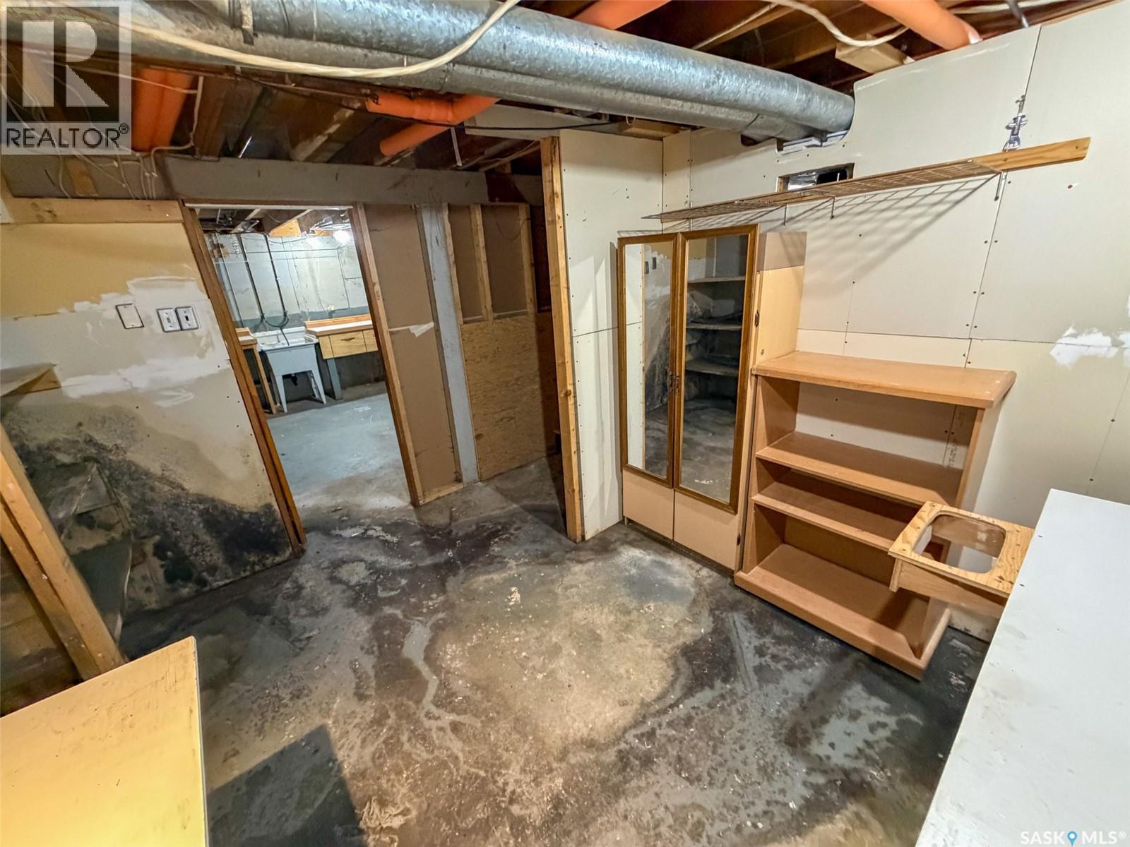 244 Maple Street, Gull Lake, Saskatchewan  S0N 1A0 - Photo 27 - SK031239