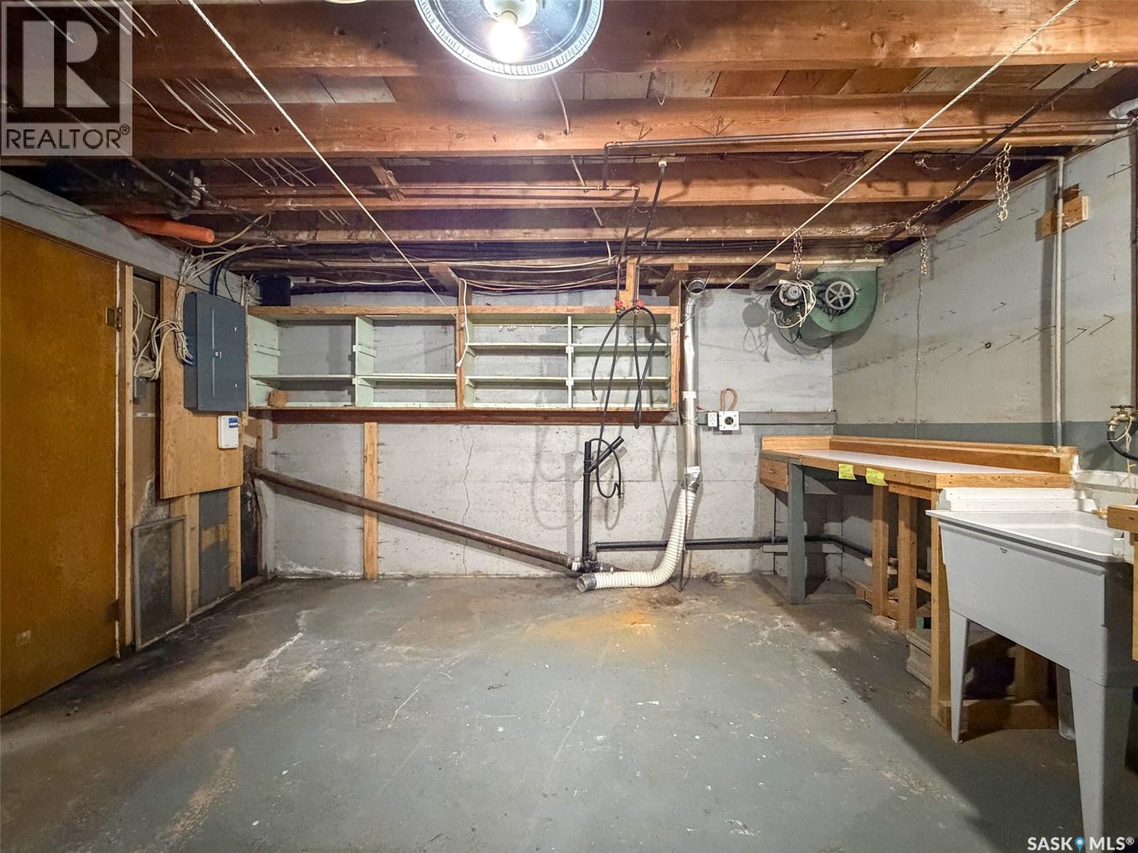 244 Maple Street, Gull Lake, Saskatchewan  S0N 1A0 - Photo 28 - SK031239